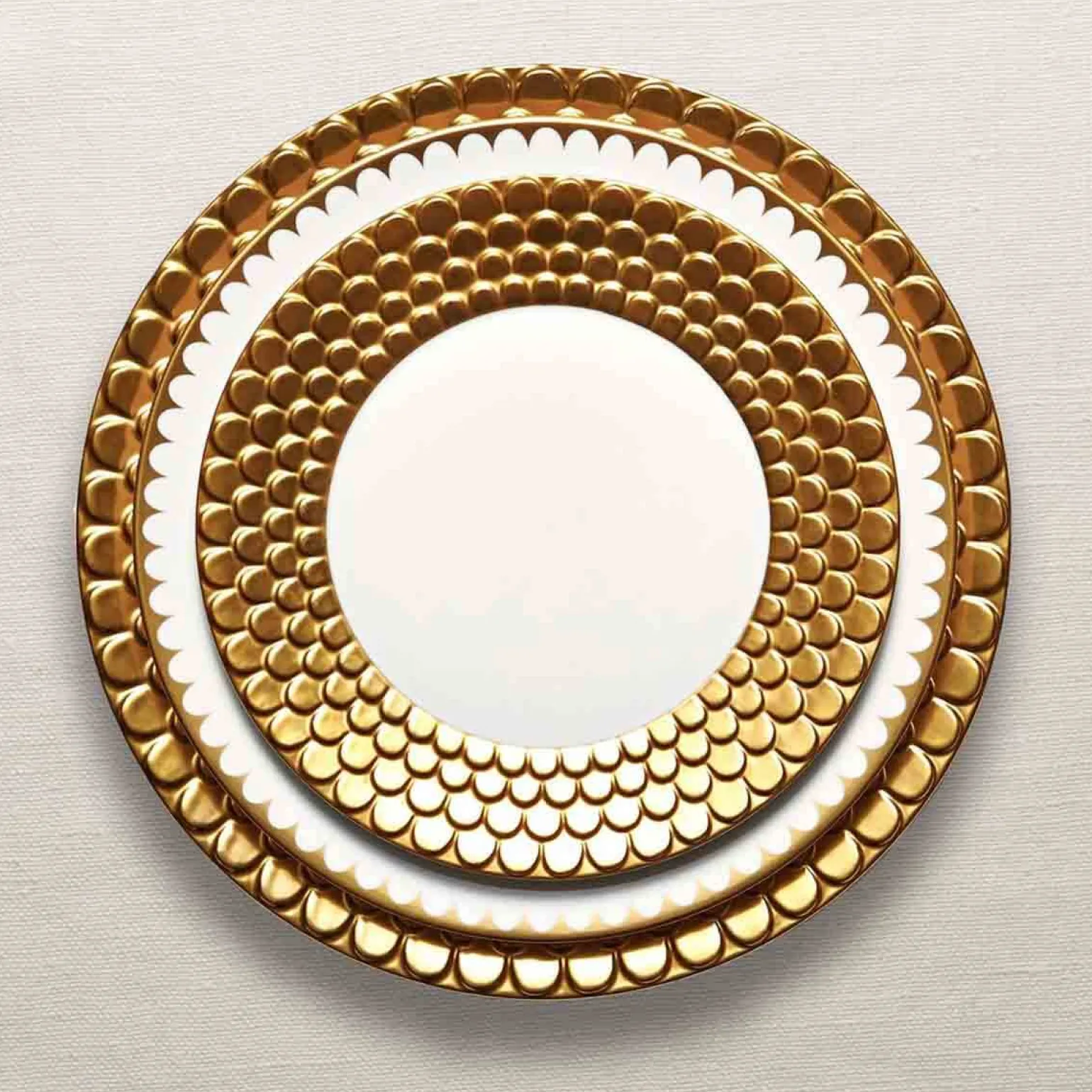 aegean_gold_charger_1.webp Aegean Gold Charger