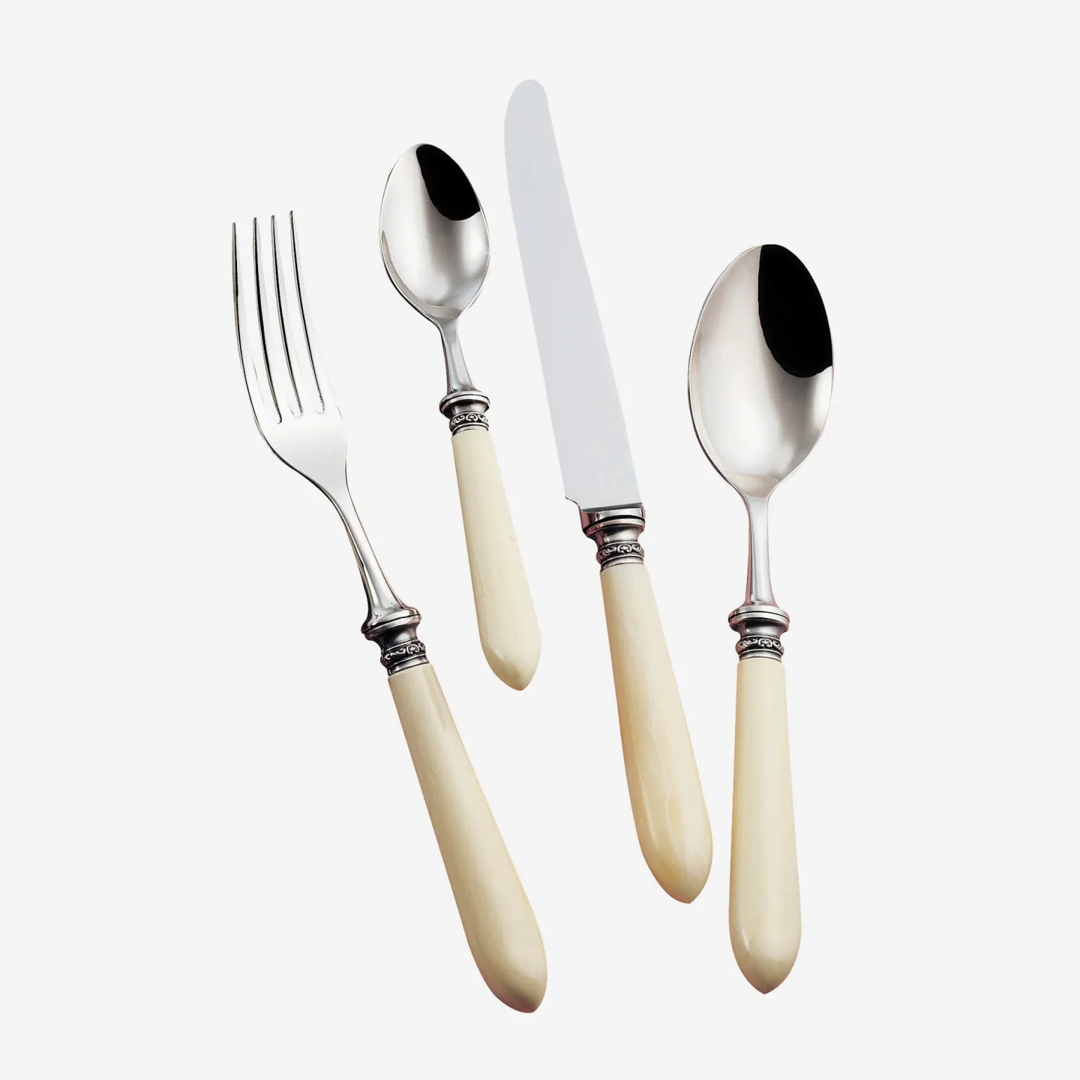 antique_ivoire_piece_cutl_2.webp Antique Ivoire 4-Piece Cutlery Set