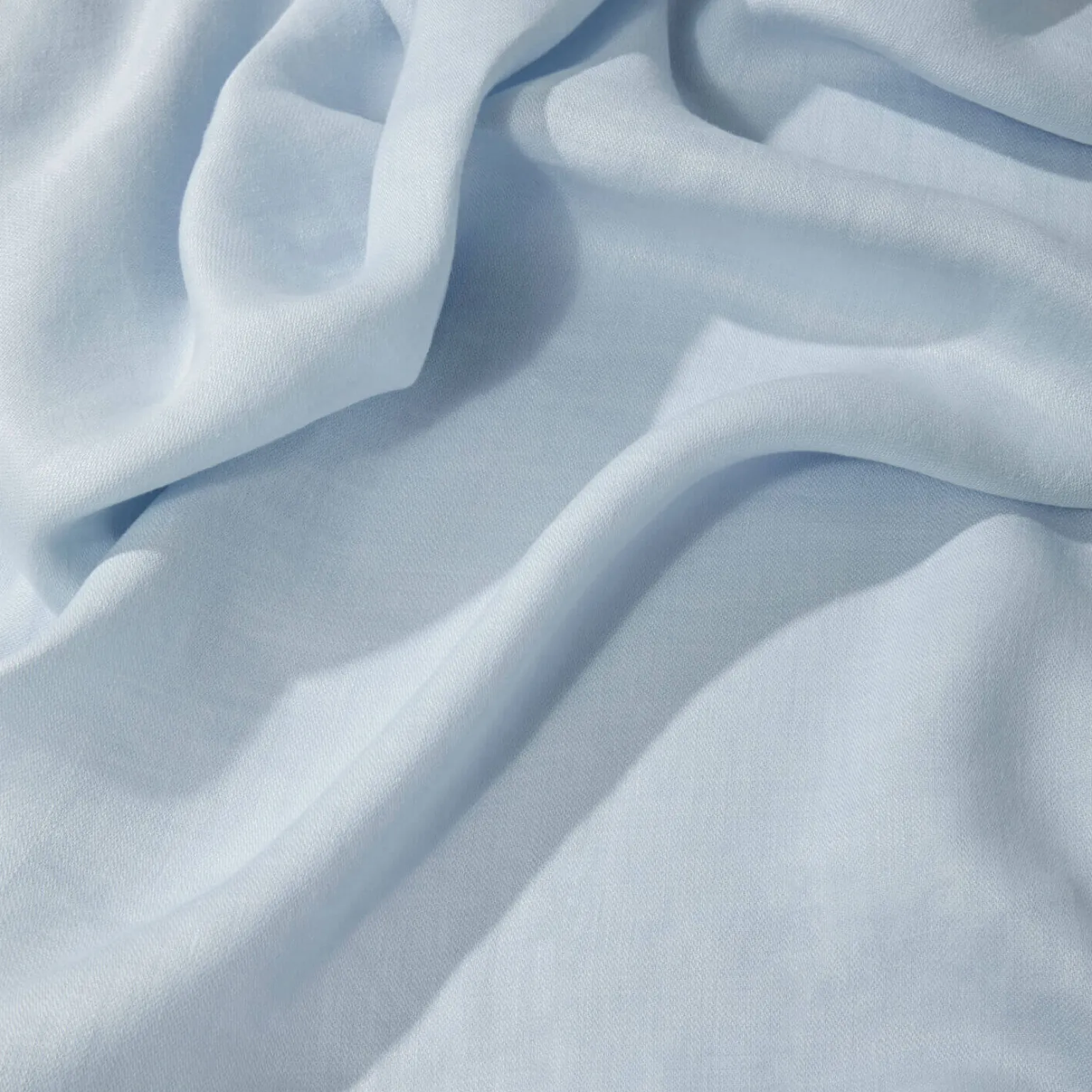 blue_linen_sateen_tablecl_3.webp Blue Linen Sateen Tablecloth