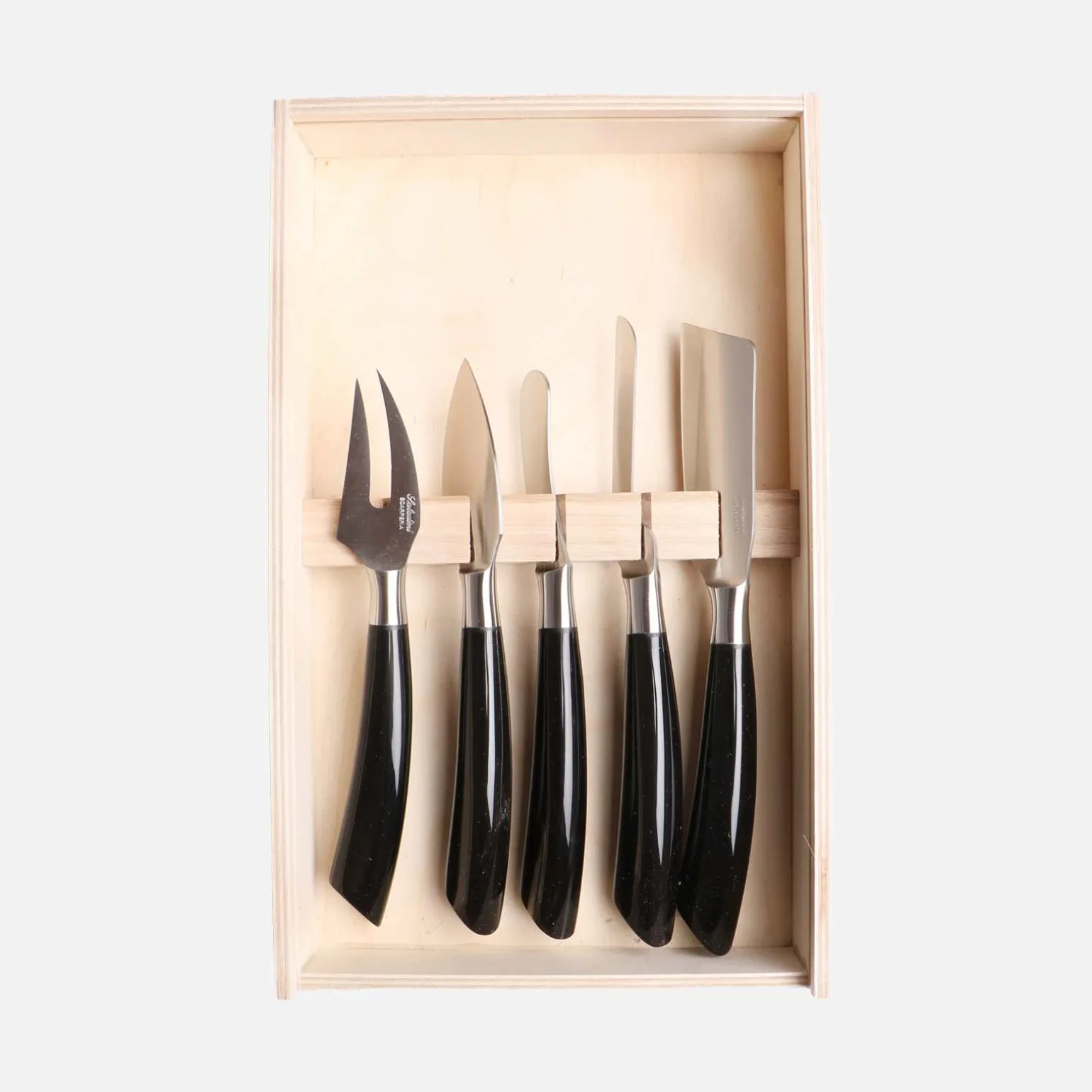 buffalo_horn_cheese_knive_0.webp Buffalo Horn Cheese Knives - Set of 5