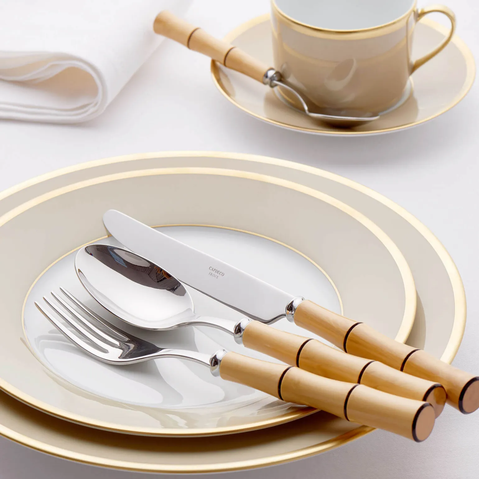 byblos_boxwood_piece_serv_1.webp Byblos Boxwood 2-Piece Serving Set