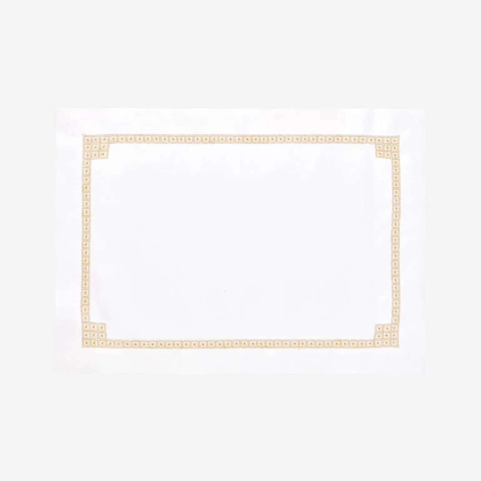 daisy_chain_hemstitch_gol_0-1.webp Daisy Chain Hemstitch Gold Placemat