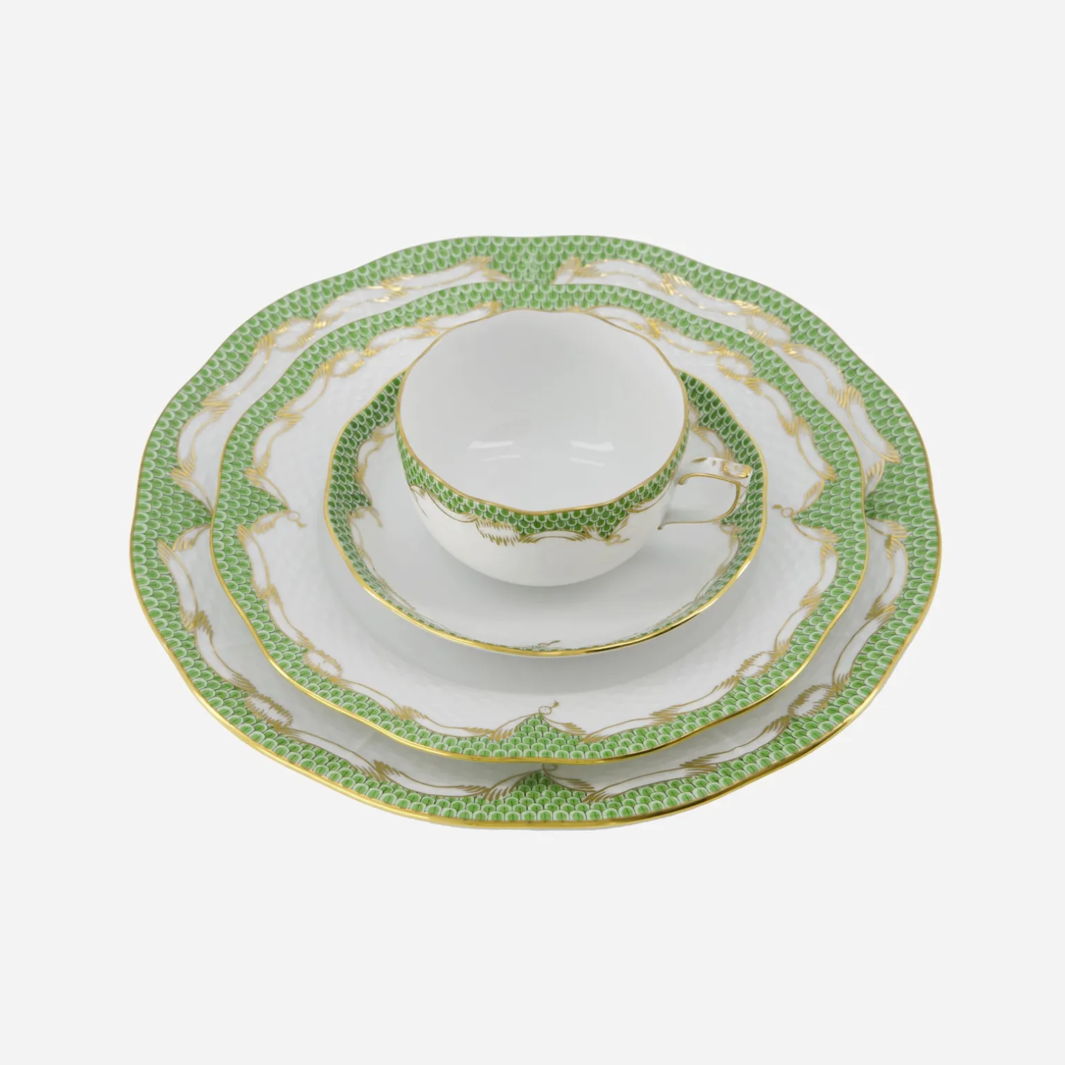 fish_scale_green__gold_di_2.webp Fish Scale Green & Gold Dinner Plate