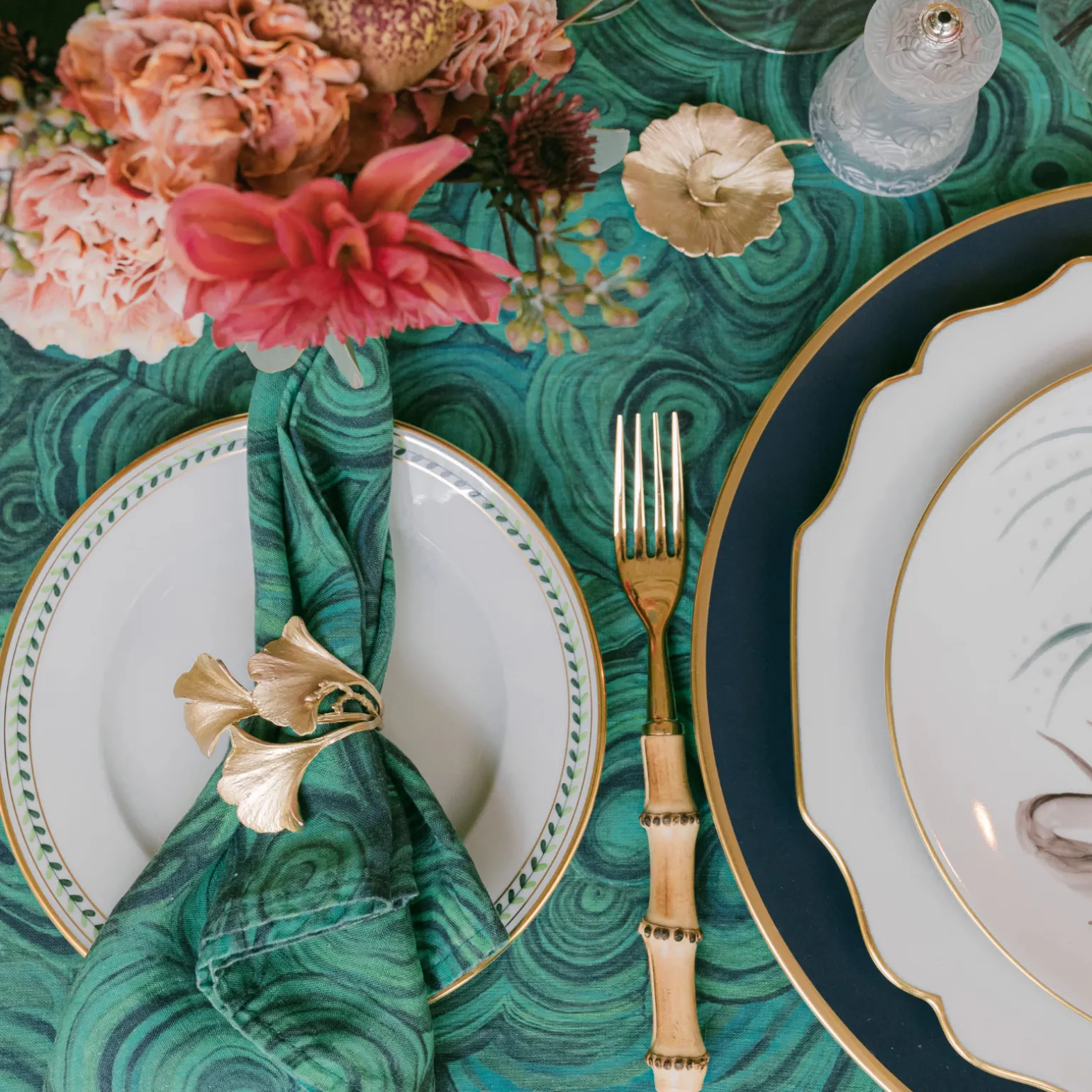 malachite_linen_napkin_2.webp Malachite Linen Napkin