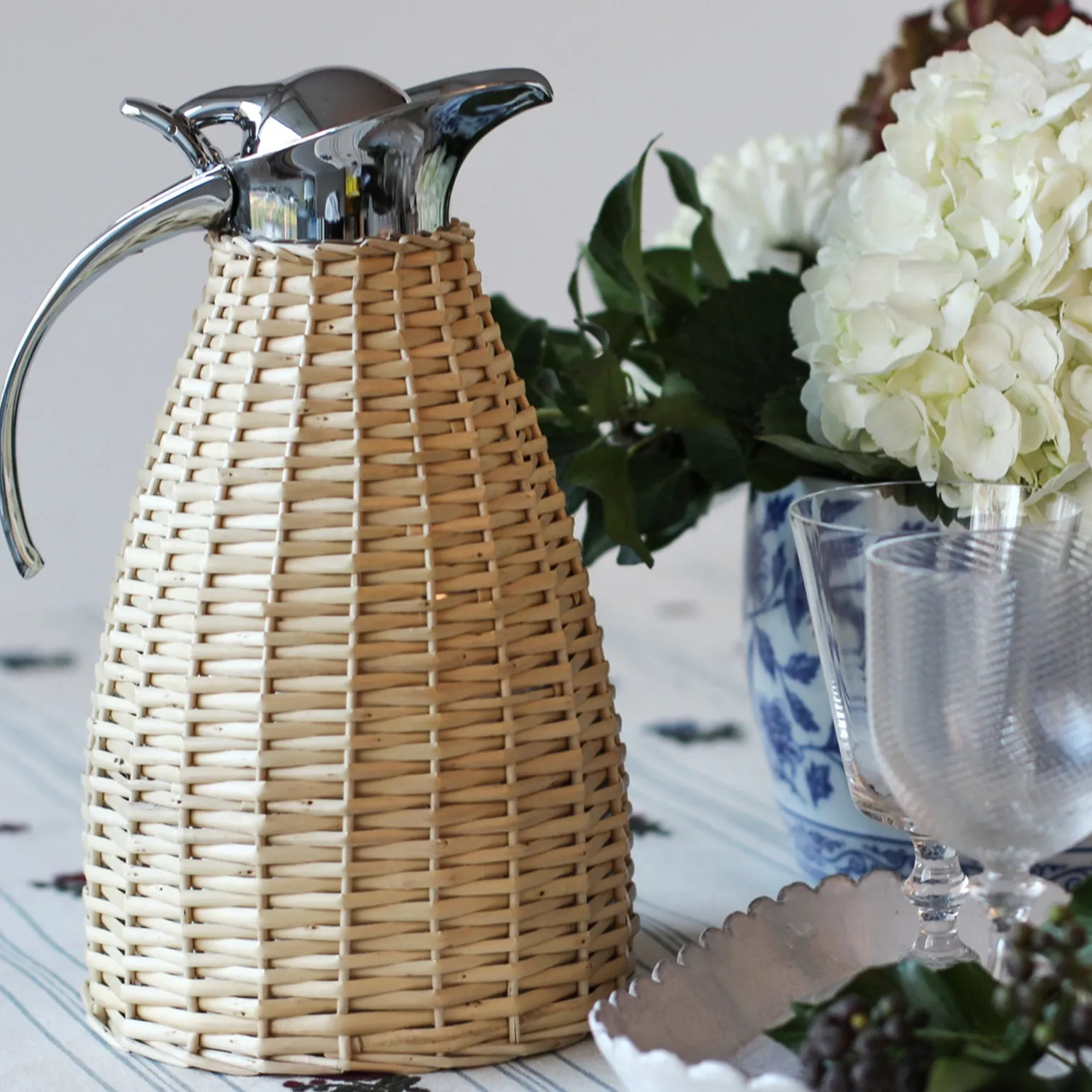 marais_willow_carafe___l_1.webp Marais Willow Carafe - 1 L