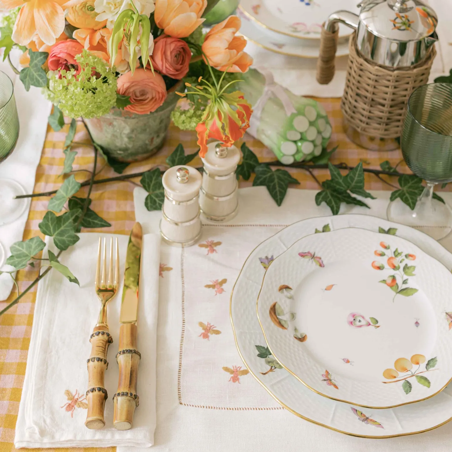 market_garden_teacup__sau_1.webp Market Garden Teacup & Saucer