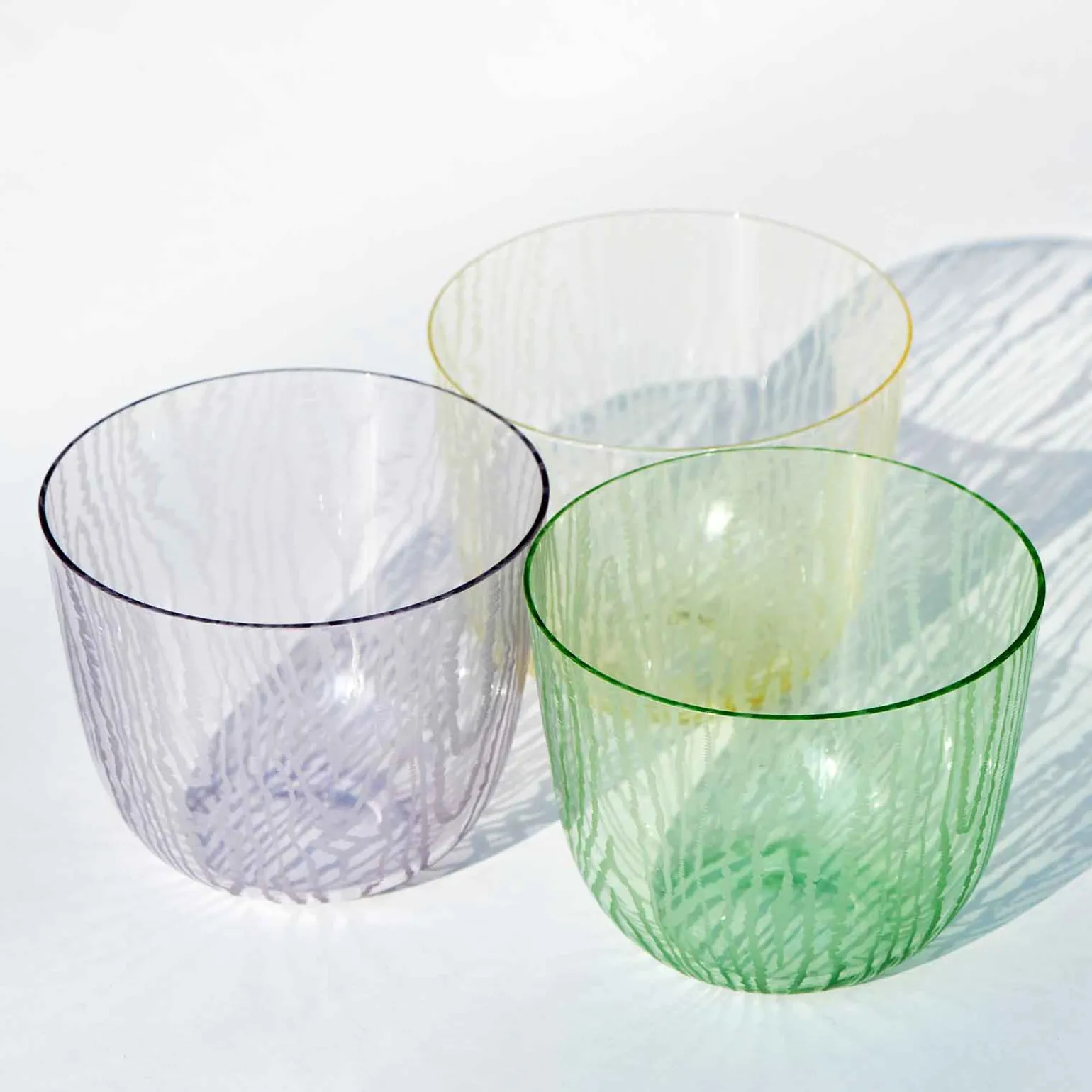 moir_tumbler_green_1.webp Moiré Tumbler Green