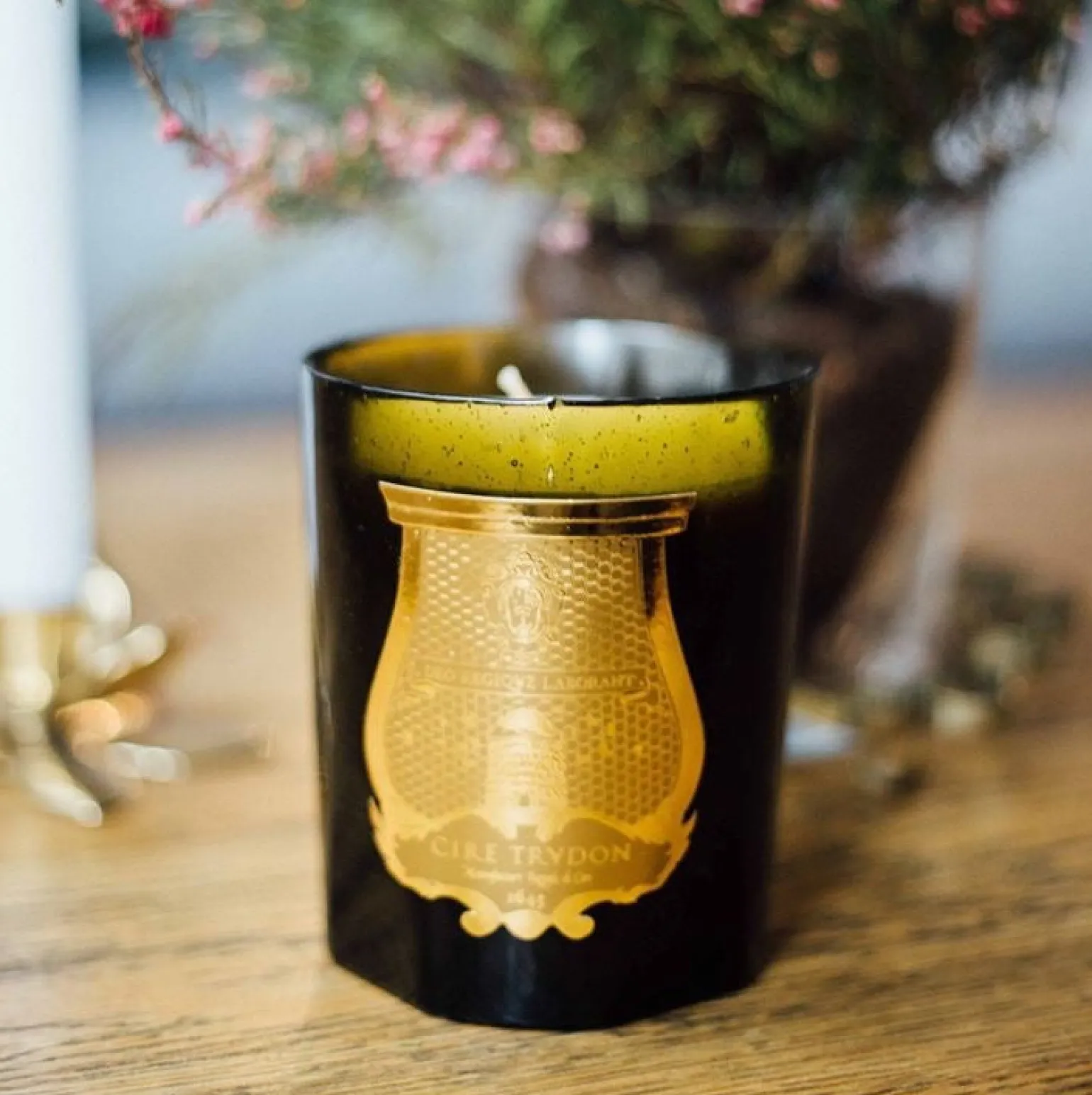 odalisque_scented_candle_2.webp Odalisque Scented Candle