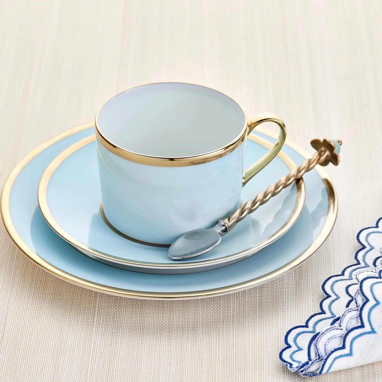 sous_le_soleil_opal_tea_c_1.webp Sous Le Soleil Opal Tea Cup & Saucer