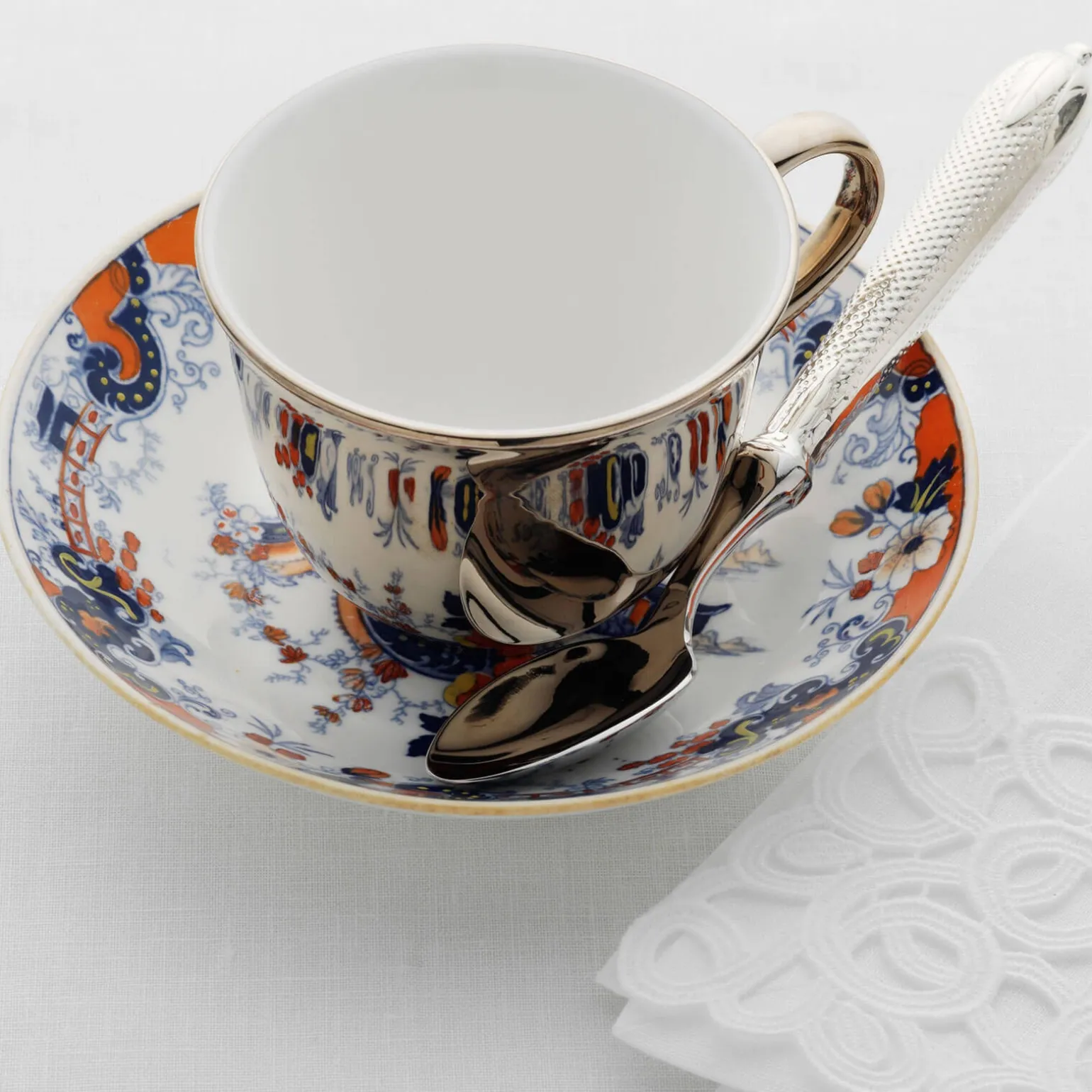 toile_brillante_piece_cut_2.webp Étoile Brillante 4-Piece Cutlery Set