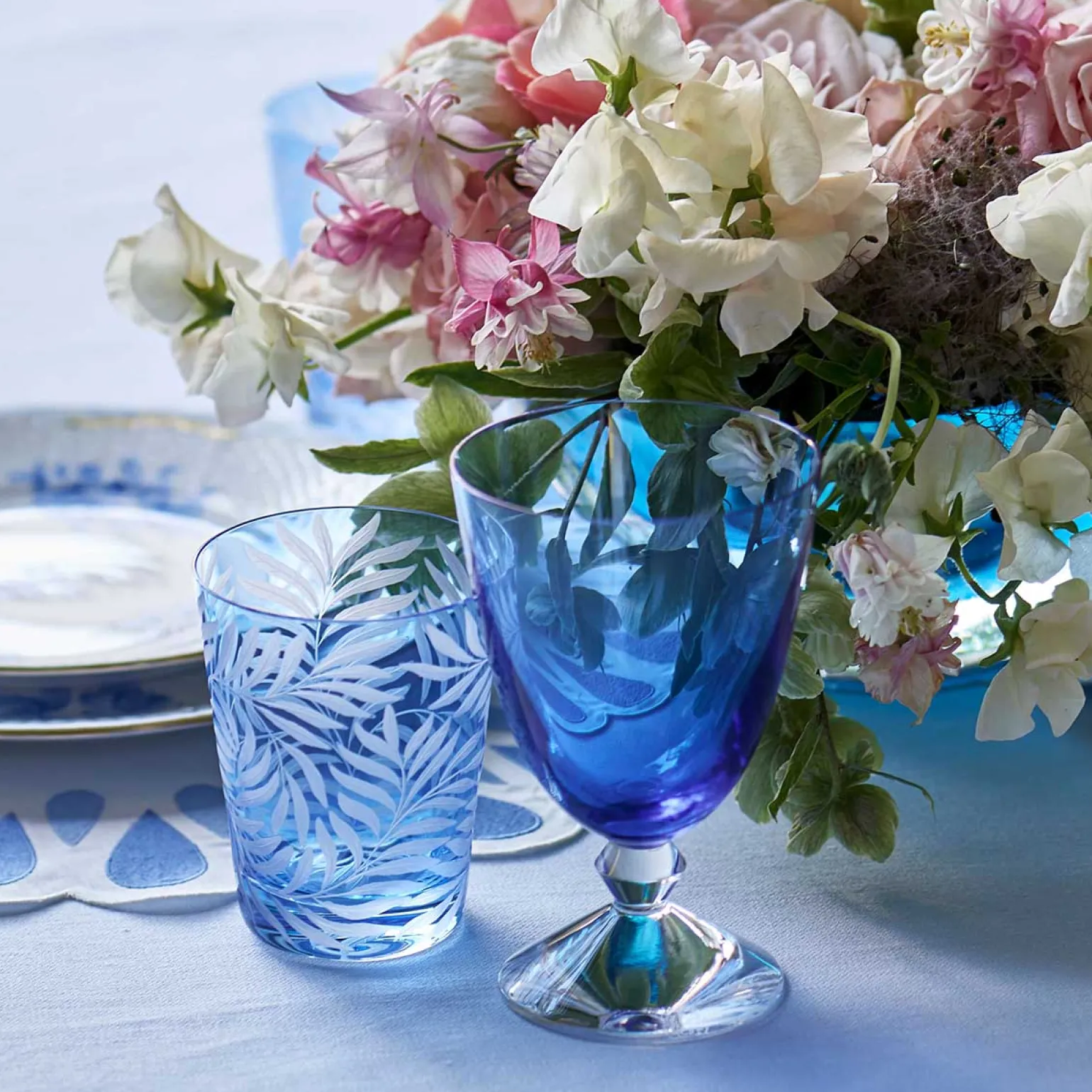 vga_glass_blue__set_of__1.webp Véga Glass Blue - Set of 2