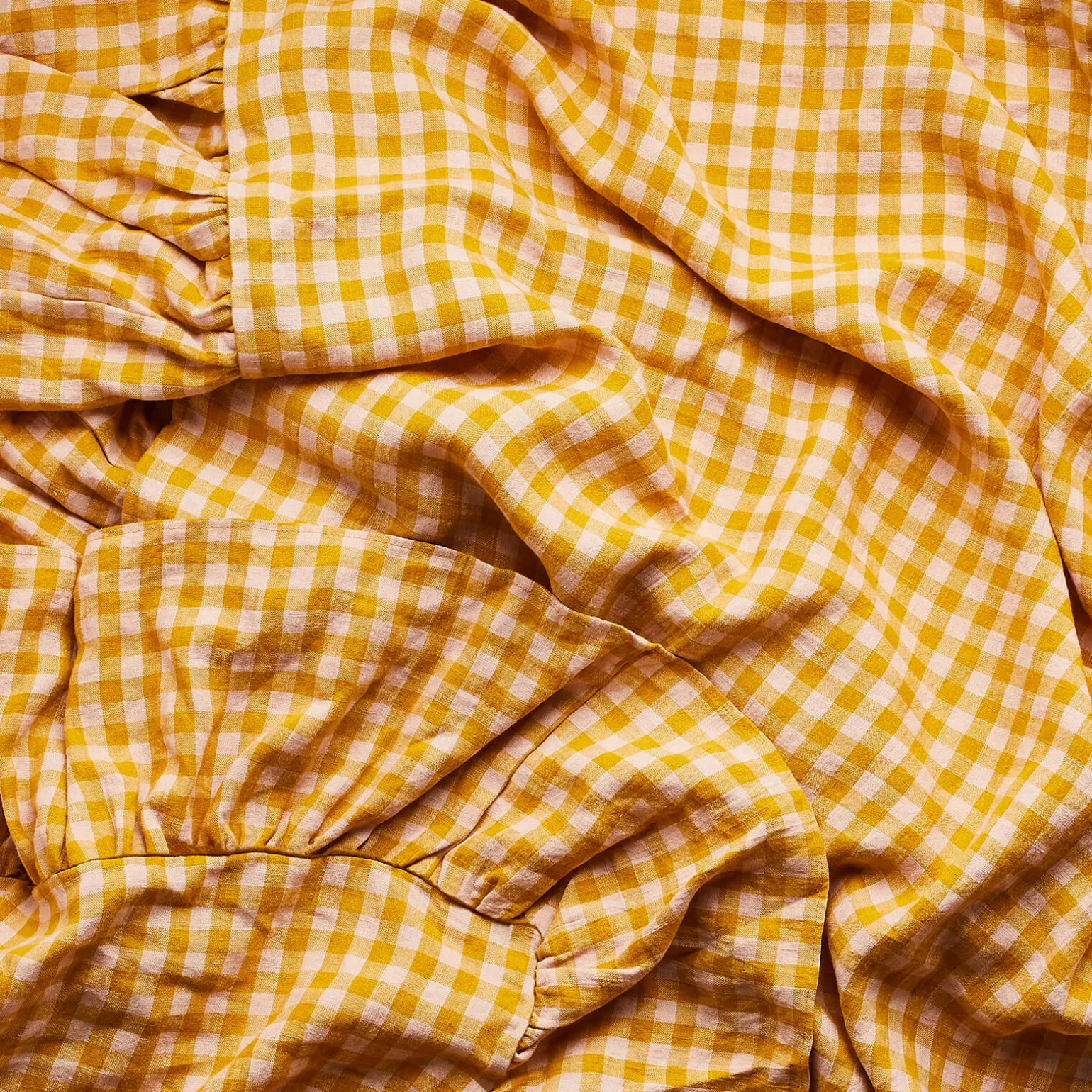 wes_gingham_frill_tablecl_5.webp Wes Gingham Frill Tablecloth Mustard