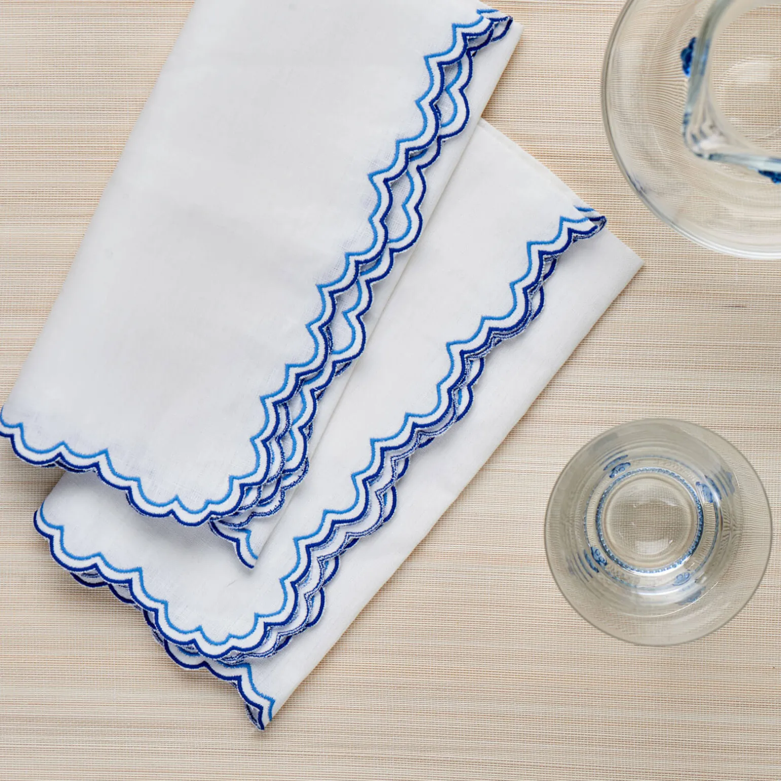 willow_blue_napkin__set_o_1.webp Willow Blue Napkin - Set of 4