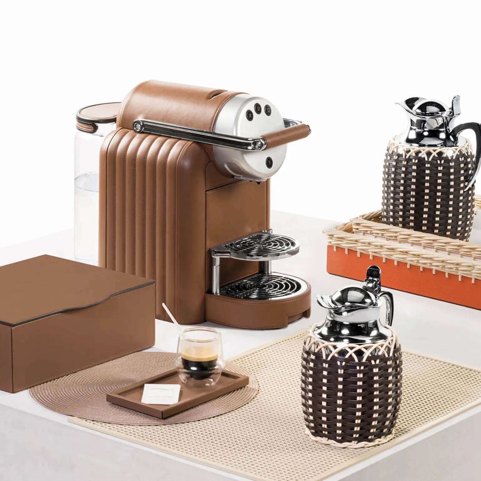 zenius_lux_lines_coffee_m_1.webp Zenius Lux Lines Coffee Machine